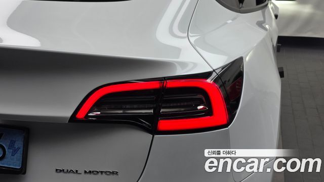 Tesla Model 3 Long Range AWD 2021 — фото 23