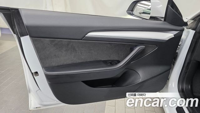 Tesla Model 3 Long Range AWD 2021 — фото 24