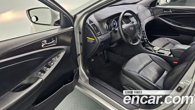 Hyundai Sonata The Brilliant CVVL Smart 2014 — фото 10