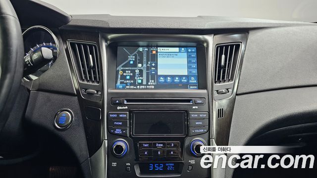 Hyundai Sonata The Brilliant CVVL Smart 2014 — фото 17