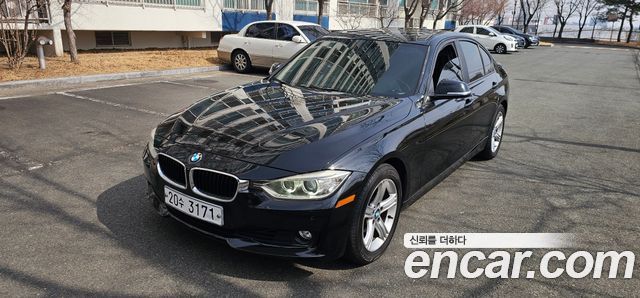BMW 3 Series (F30) 320i