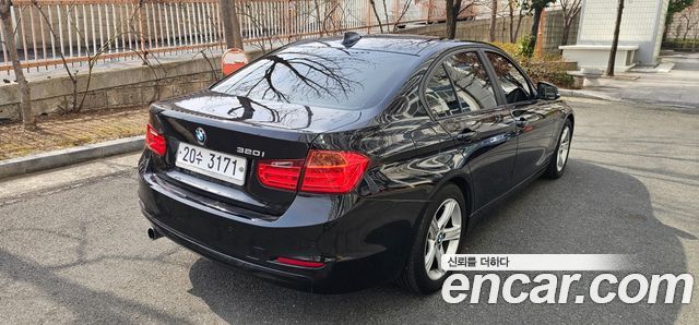 BMW 3 Series (F30) 320i 2012 — фото 4