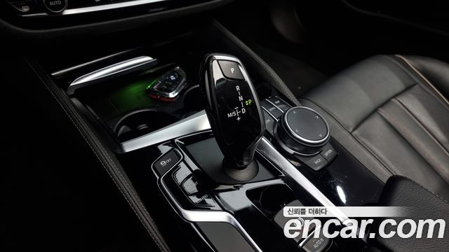 BMW 5 Series (G30) 520i Luxury 2018 — фото 9