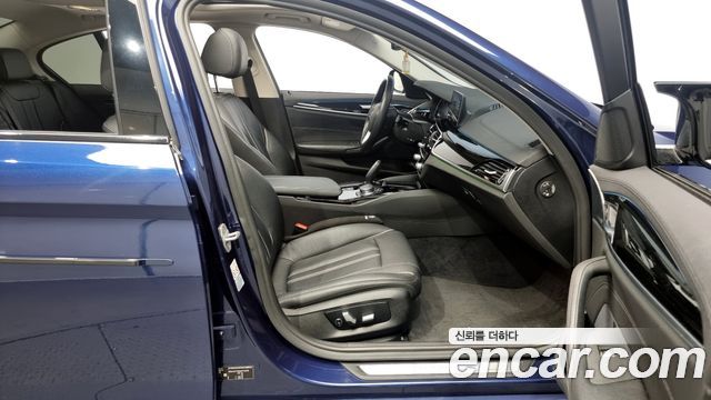 BMW 5 Series (G30) 520i Luxury 2018 — фото 10