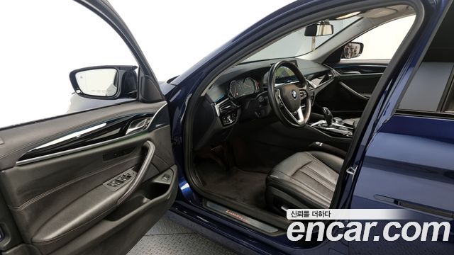 BMW 5 Series (G30) 520i Luxury 2018 — фото 11