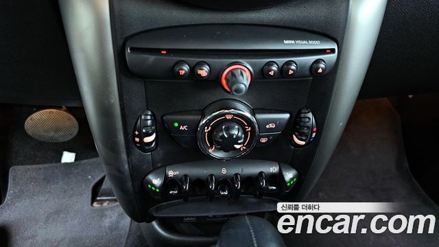 MINI Cooper D Countryman SE 1st 2014 — фото 18