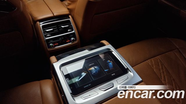 BMW 7 Series (G11) 740d xDrive M Sport 2017 — фото 18