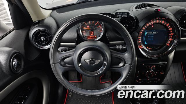 MINI Cooper D Countryman Standard 1st 2015 — фото 17