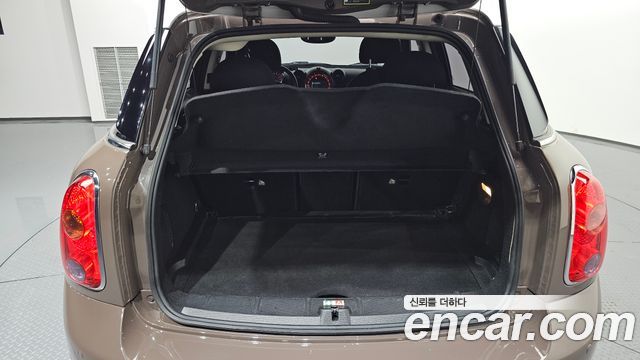 MINI Cooper D Countryman Standard 1st 2015 — фото 24