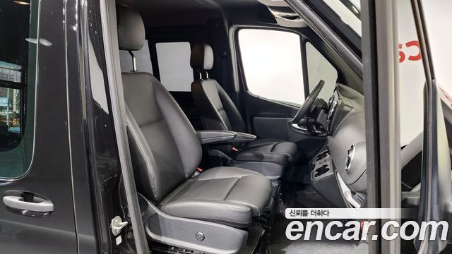 Mercedes-Benz Sprinter 3.0 Diesel W907 2022 — фото 11