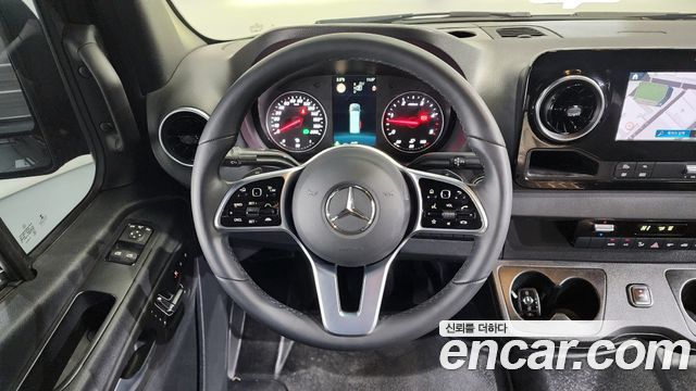 Mercedes-Benz Sprinter 3.0 Diesel W907 2022 — фото 13