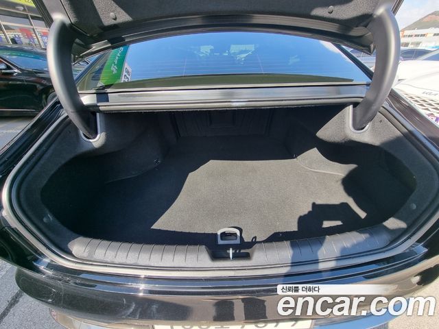 Hyundai Grandeur (GN7) 3.5 Gasoline 2WD Calligraphy 2023 — фото 20