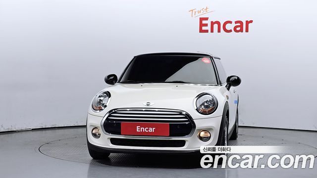 MINI Cooper D Standard 3rd 2015 — фото 3