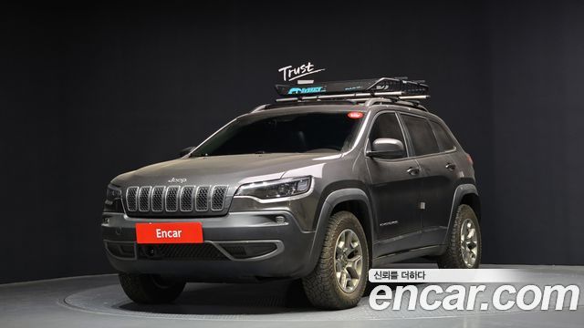Jeep Cherokee (KL) 3.2 Trailhawk AWD