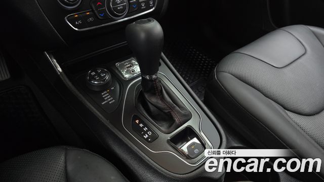 Jeep Cherokee (KL) 3.2 Trailhawk AWD 2020 — фото 9