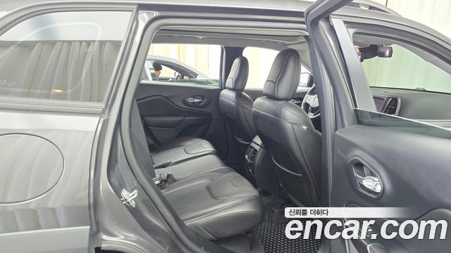 Jeep Cherokee (KL) 3.2 Trailhawk AWD 2020 — фото 12