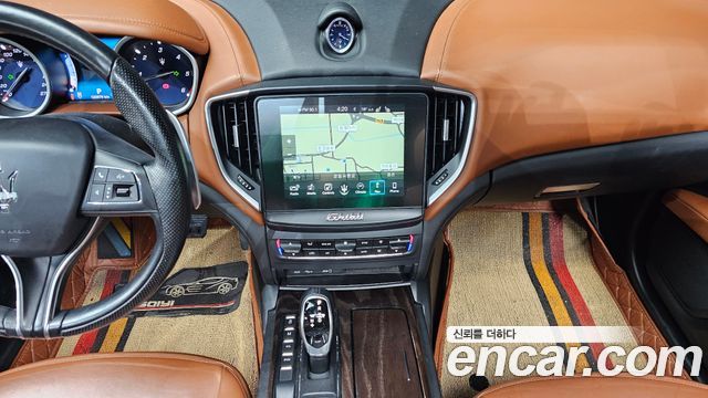 Maserati Ghibli 3.0 Diesel 3rd 2017 — фото 14