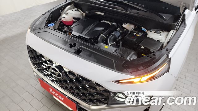 Hyundai Santa Fe Gasoline 2.5T 2WD Calligraphy 2023 — фото 6