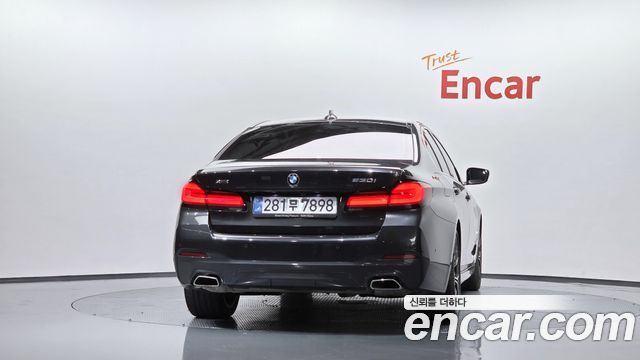 BMW 5 Series (G30) 530i xDrive M Sport Package 2023 — фото 4