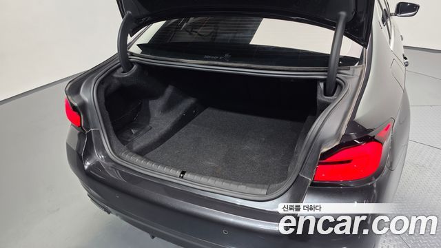 BMW 5 Series (G30) 530i xDrive M Sport Package 2023 — фото 33