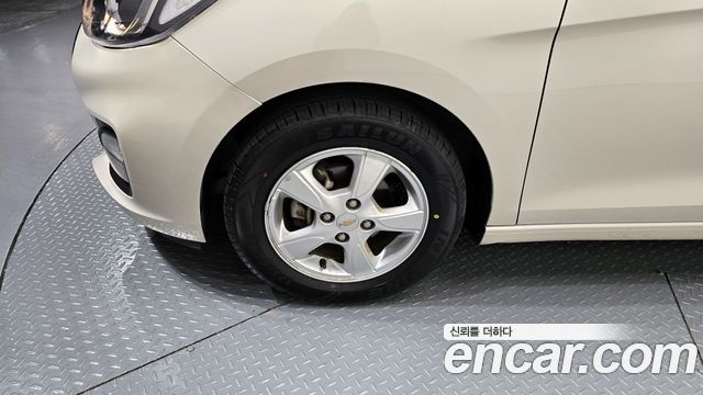 Chevrolet Spark LT 2019 — фото 5