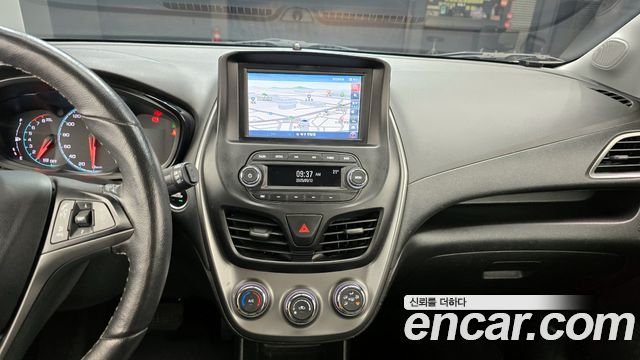 Chevrolet Spark LT 2019 — фото 15