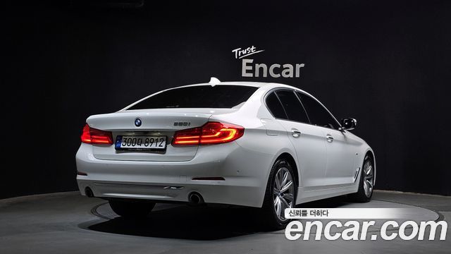 BMW 5 Series (G30) 520i Luxury 2018 — фото 2