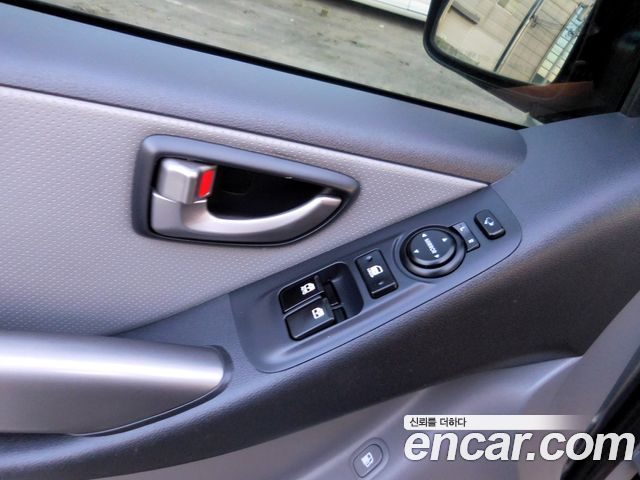 Hyundai Grand Starex Van 3-Seater Smart 2021 — фото 20