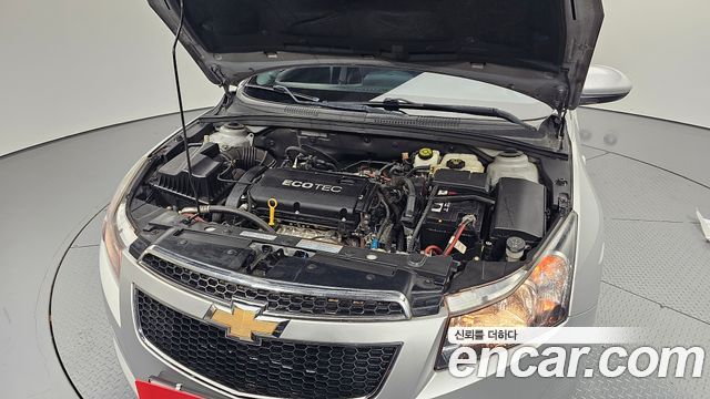 Chevrolet Cruze 1.8 LTZ+ 2011 — фото 6
