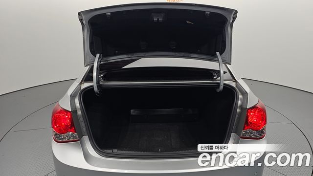 Chevrolet Cruze 1.8 LTZ+ 2011 — фото 24