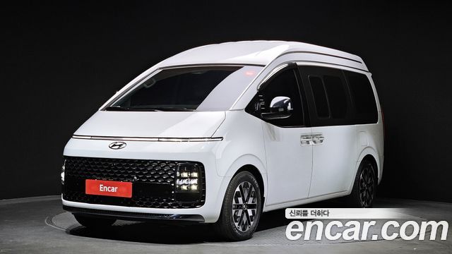 Hyundai Staria 4WD Lounge 7-Seater Limousine 2023 — фото 1