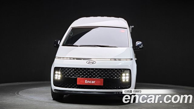 Hyundai Staria 4WD Lounge 7-Seater Limousine 2023 — фото 3