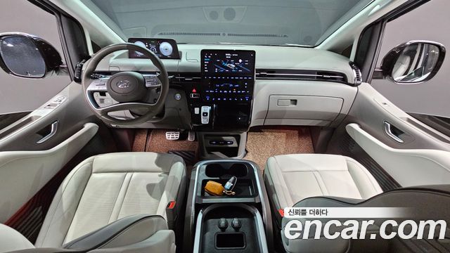 Hyundai Staria 4WD Lounge 7-Seater Limousine 2023 — фото 7