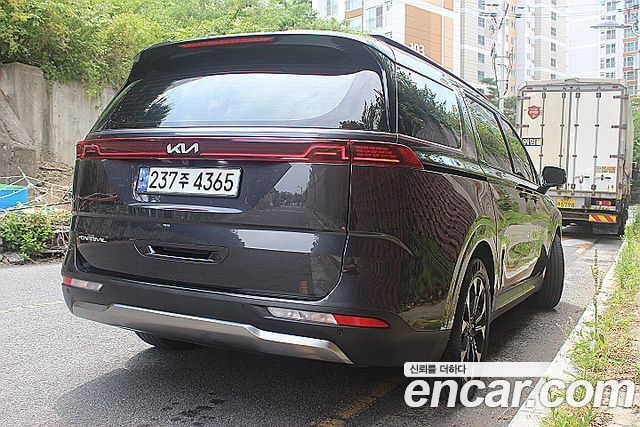 Kia Carnival (IV) Gasoline 7-Seater Signature 2023 — фото 4