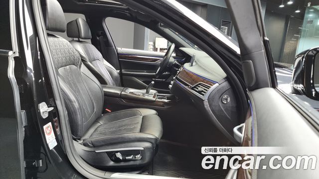 BMW 7 Series (G11) 730d xDrive 2016 — фото 11