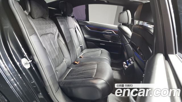 BMW 7 Series (G11) 730d xDrive 2016 — фото 12
