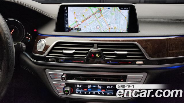 BMW 7 Series (G11) 730d xDrive 2016 — фото 14