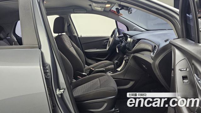 Chevrolet Trax 1.4 LS 2019 — фото 10
