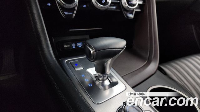 Genesis G70 2.0T AWD Elite 2020 — фото 9