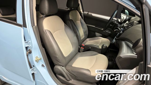 Chevrolet Spark Spark S LT 2014 — фото 12