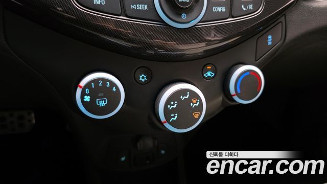 Chevrolet Spark Spark S LT 2014 — фото 17