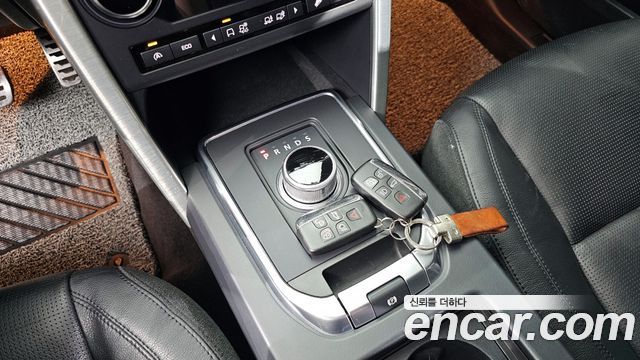 Land Rover Discovery Sport 2.0 TD4 SE 2016 — фото 9