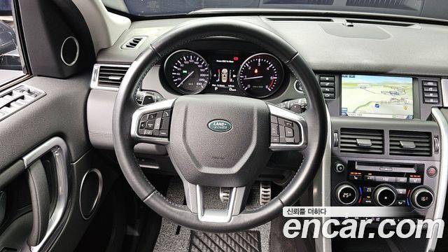Land Rover Discovery Sport 2.0 TD4 SE 2016 — фото 13