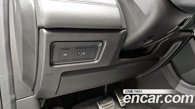 Land Rover Discovery Sport 2.0 TD4 SE 2016 — фото 15