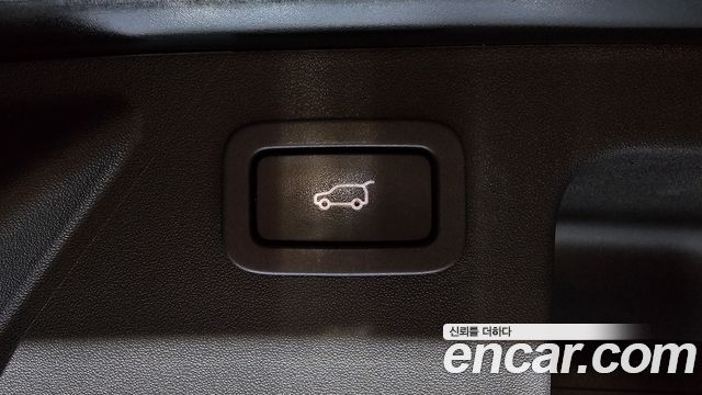 Land Rover Discovery Sport 2.0 TD4 SE 2016 — фото 20
