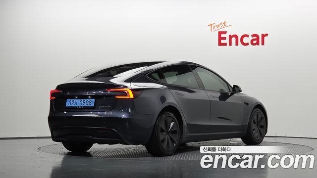 Tesla Model 3 Long Range AWD 2024 — фото 2