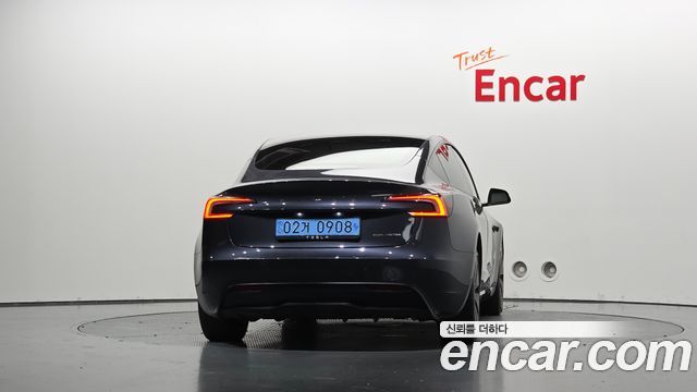 Tesla Model 3 Long Range AWD 2024 — фото 4