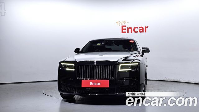 Rolls-Royce Ghost (II) 6.7 V12 Black Badge 2023 — фото 3
