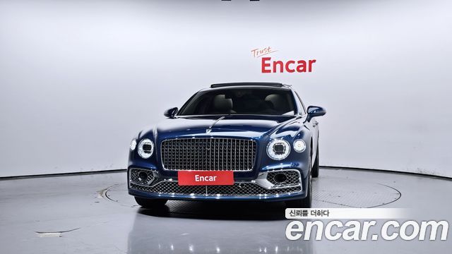 Bentley Flying Spur (III) 4.0 Azure 2024 — фото 3