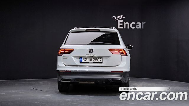 Volkswagen Tiguan Allspace 2.0 TDI Prestige 2020 — фото 4